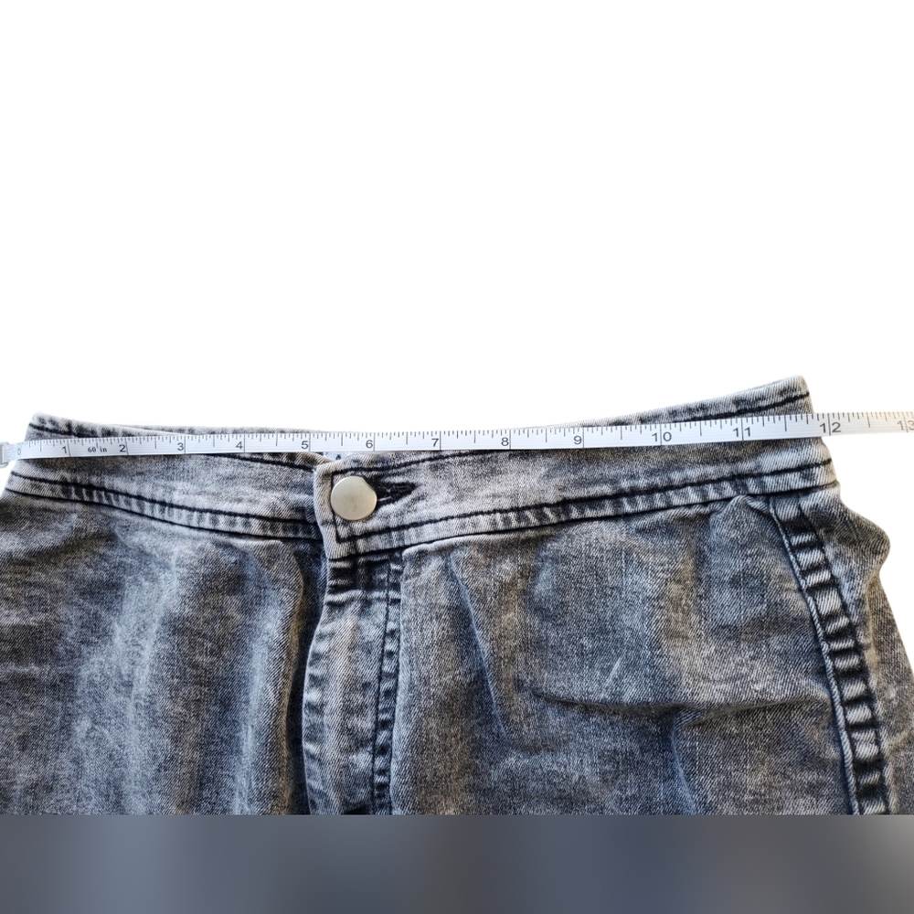 Women's  American  Apparel Grey Acid Wash Jeans - Medium - Picture 6 of 11